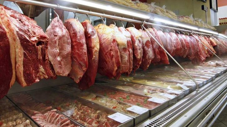 راهکار وزارت صنعت برای کنترل قیمت گوشت قرمز و مرغ