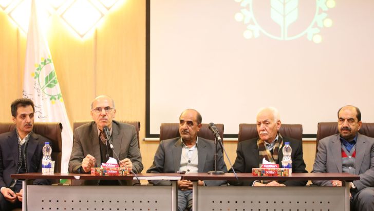 گزارشی از مجمع فوق العاده انجمن صنفی توزیعکنندگان نهادههای دام، طیور و آبزیان