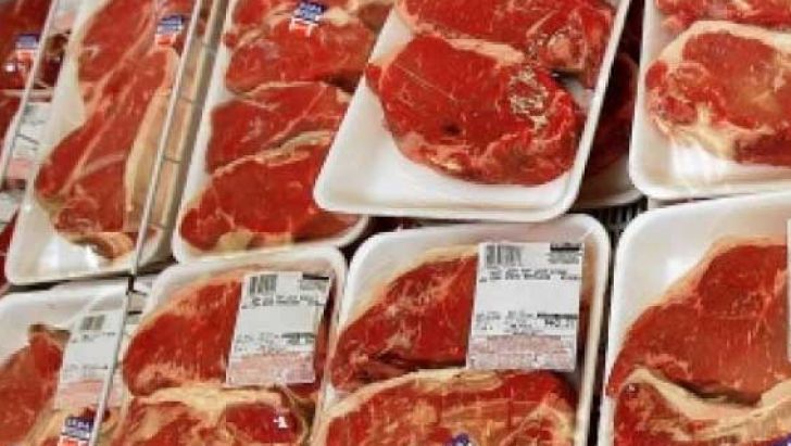  دلالی و سودجویی مقصر اصلی افزایش قیمت گوشت و مرغ