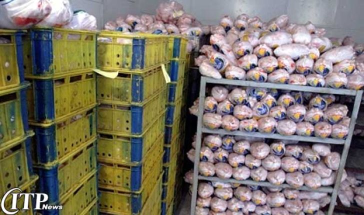 بیش از 6 هزارتن مرغ منجمد در بورس کالا و بازار برای کنترل قیمت ها عرضه شد