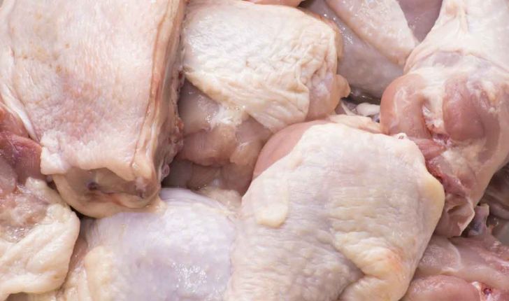 قطر واردات مرغ از شرکت عربستانی را ممنوع کرد