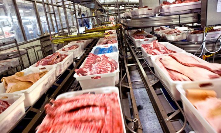  توزیع گوشت قرمز وارداتی برای تنظیم بازار گوشت