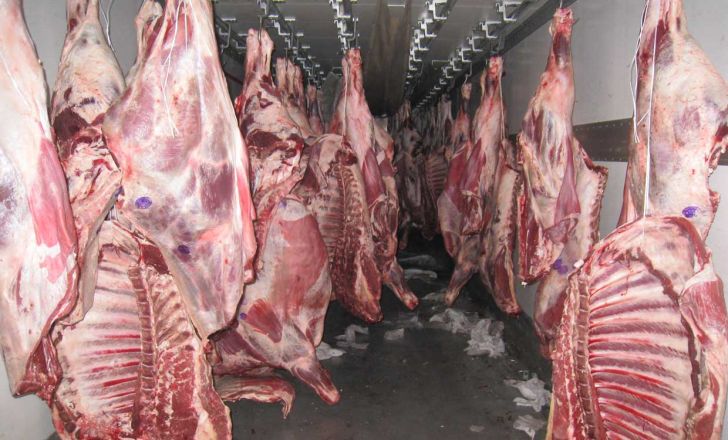 عربستان واردات گوشت گاو را از برزیل به حال تعلیق در آورد  